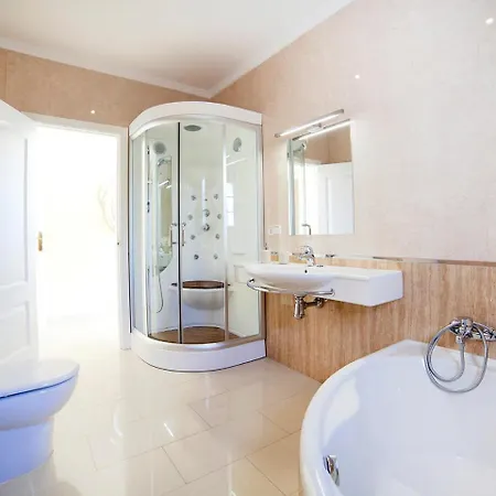 Sushil * Casas de Torrat